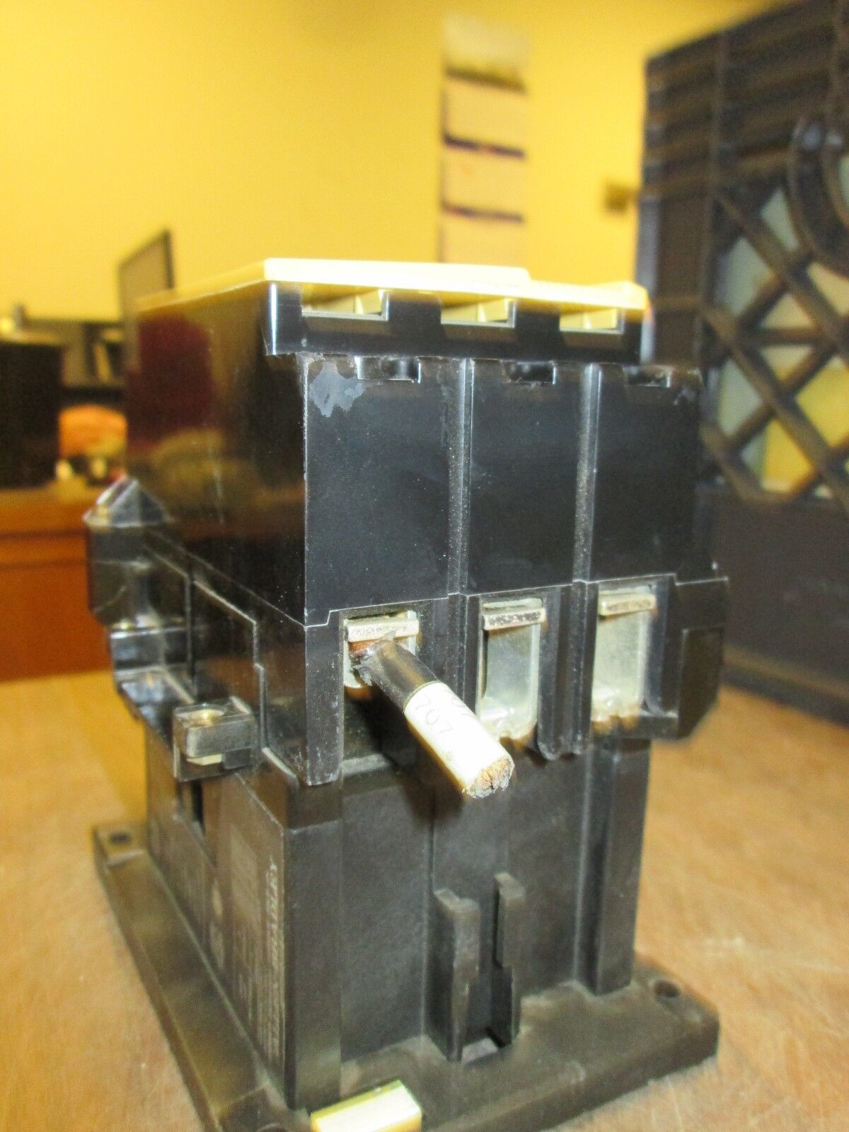 Allen-Bradley Contactor 100-A60N*3 120V Coil 60A 600V Used