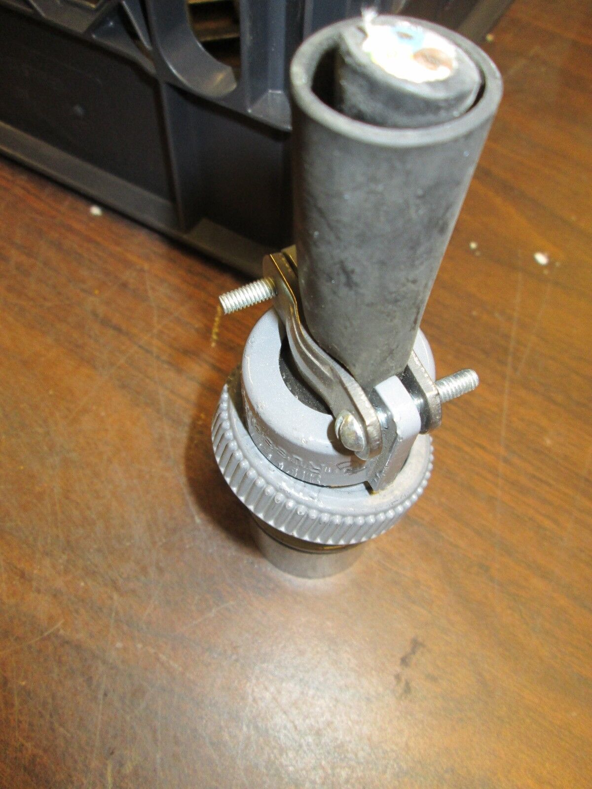 Russellstoll Plug 3720/F25284 20A @ 250V 15A @ 600V Used