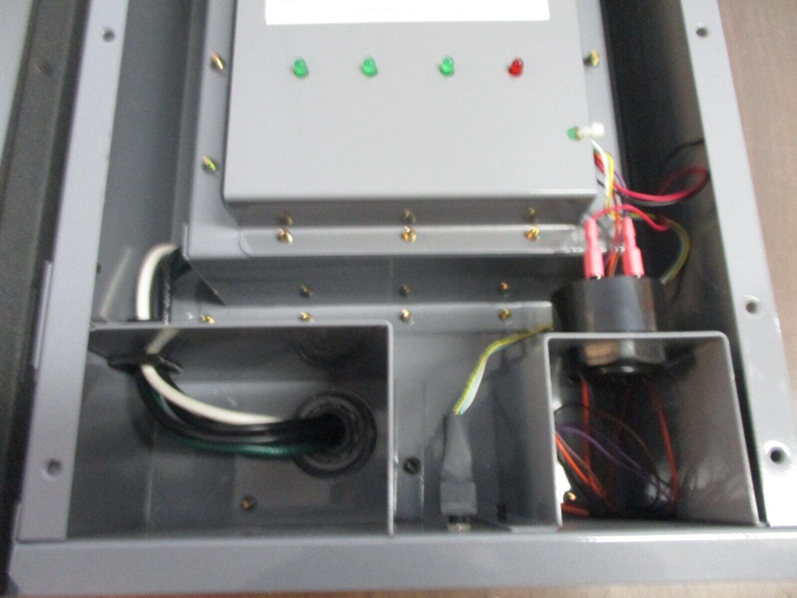 Intermatic PanelGuard 2500 Series Surge Protection Device IG2083YECA 208VAC Used