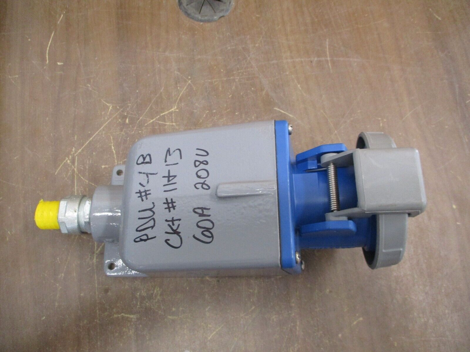 Hubbell Receptacle w/ Base 360R6W 60A 250V Used