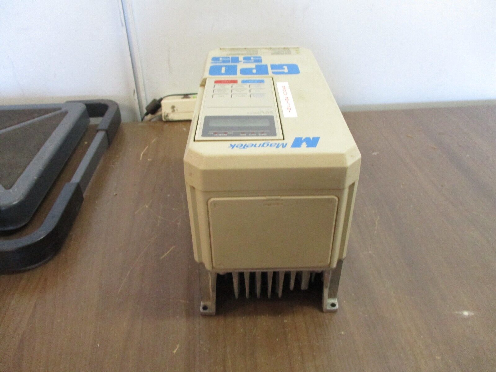 Magnetek GPD 515 AC Drive GPD515C-B008 5HP 3Ph w/ Keypad Used