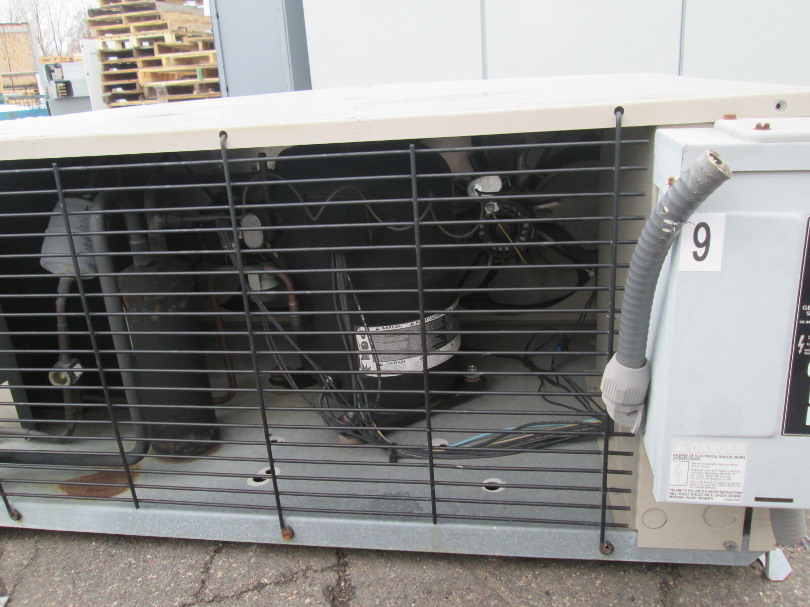 Heatcraft Climate Control Refrigeration Unit MOH015X63CF 1.5HP 208-230V 3Ph Used