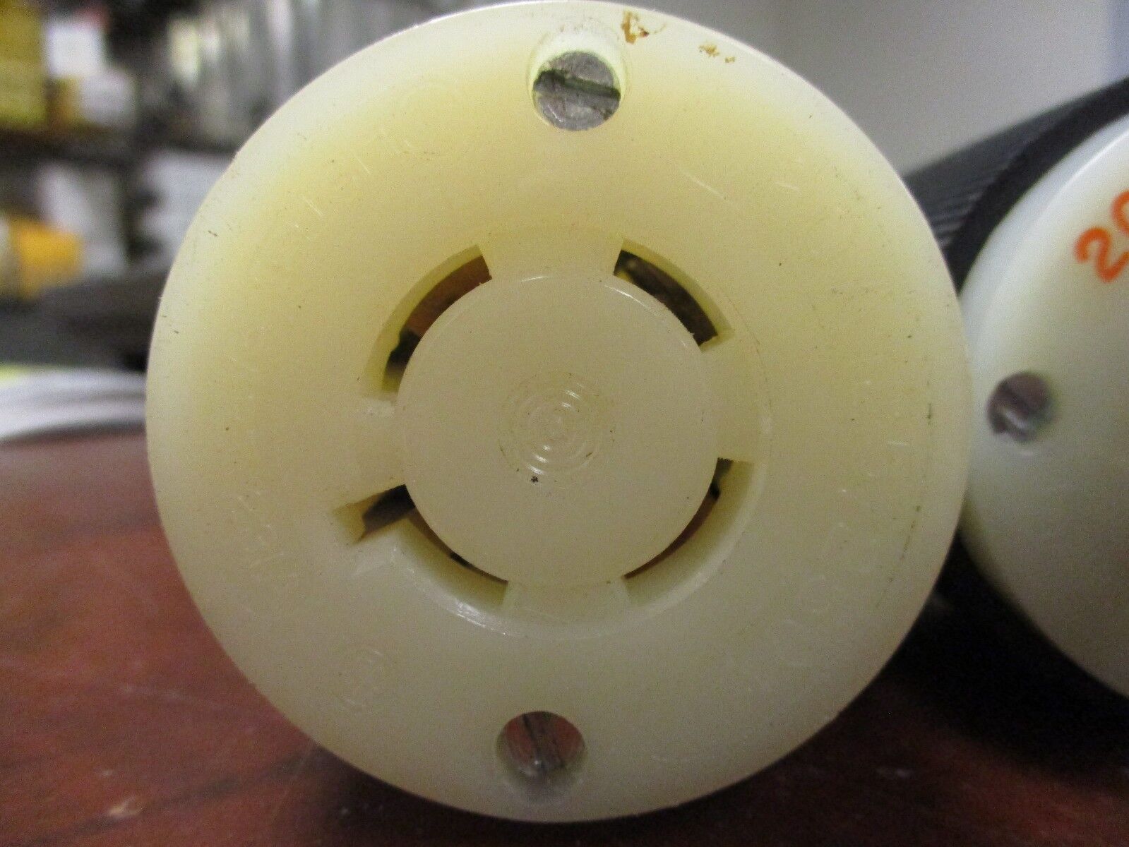 Hubbell Nema L14-20 Plug & Connector Set 20A 125/250V 3W 4W Used