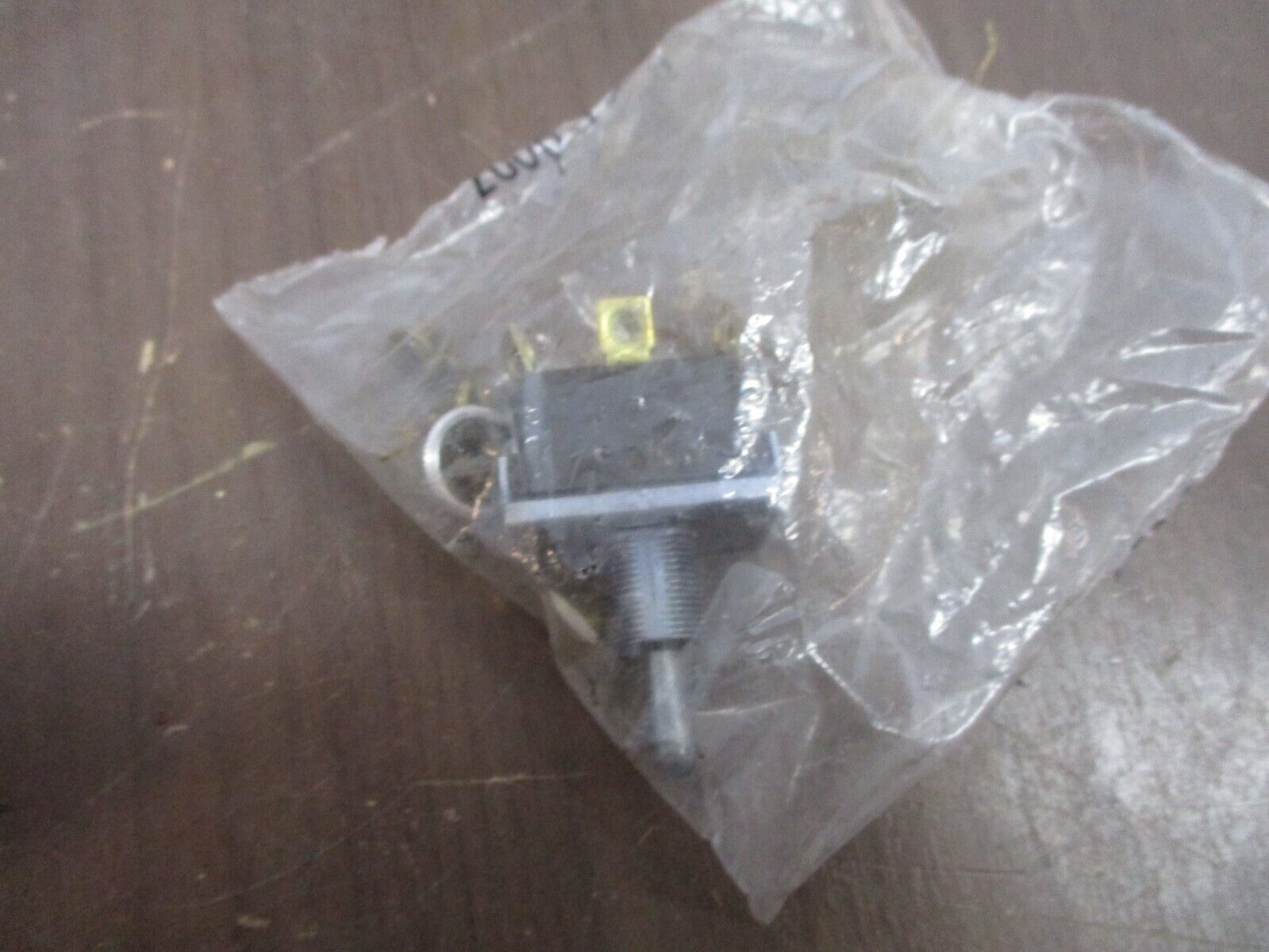 Cutler-Hammer Compact Pushbutton Operator E30DX3 18/24V w/ Indicator Light