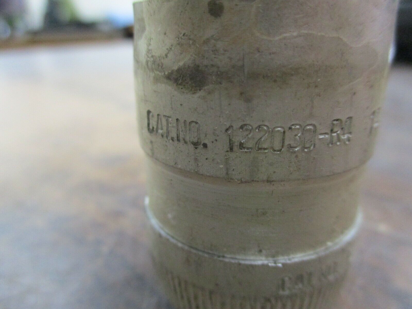 S&C SM-4 Fuse Refill Unit 122030-R4 20E 14.4KV Used