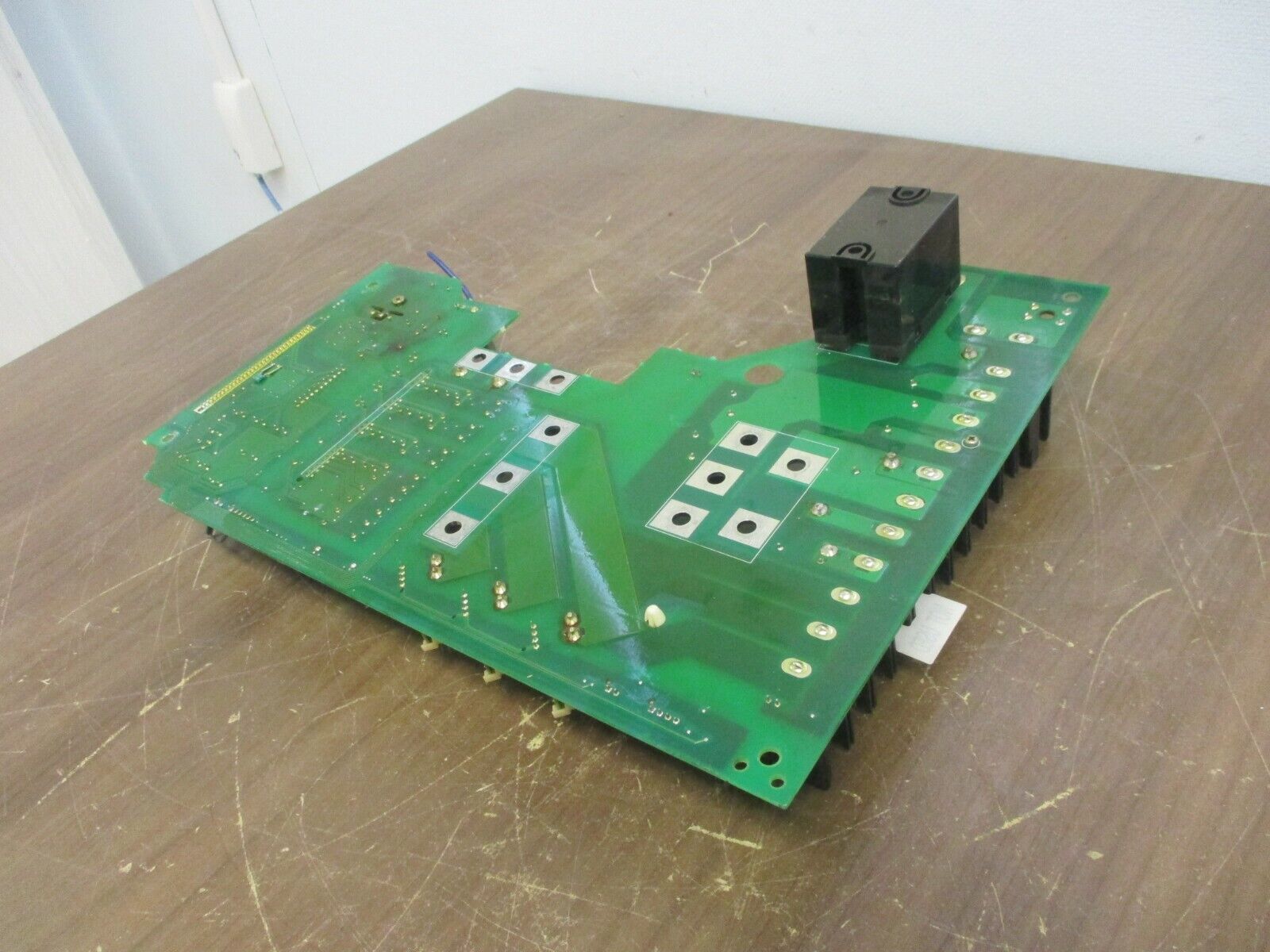 Yaskawa Drive Control Board ETP617164 Used