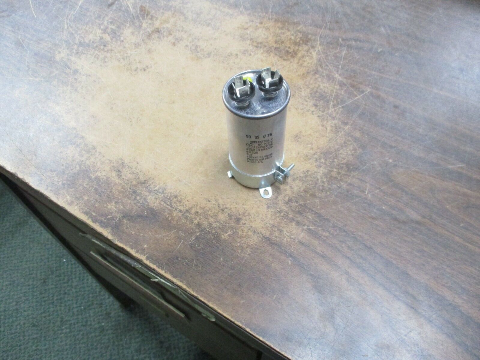 GE Capacitor 61L235 5UF 660V 50/60Hz Used
