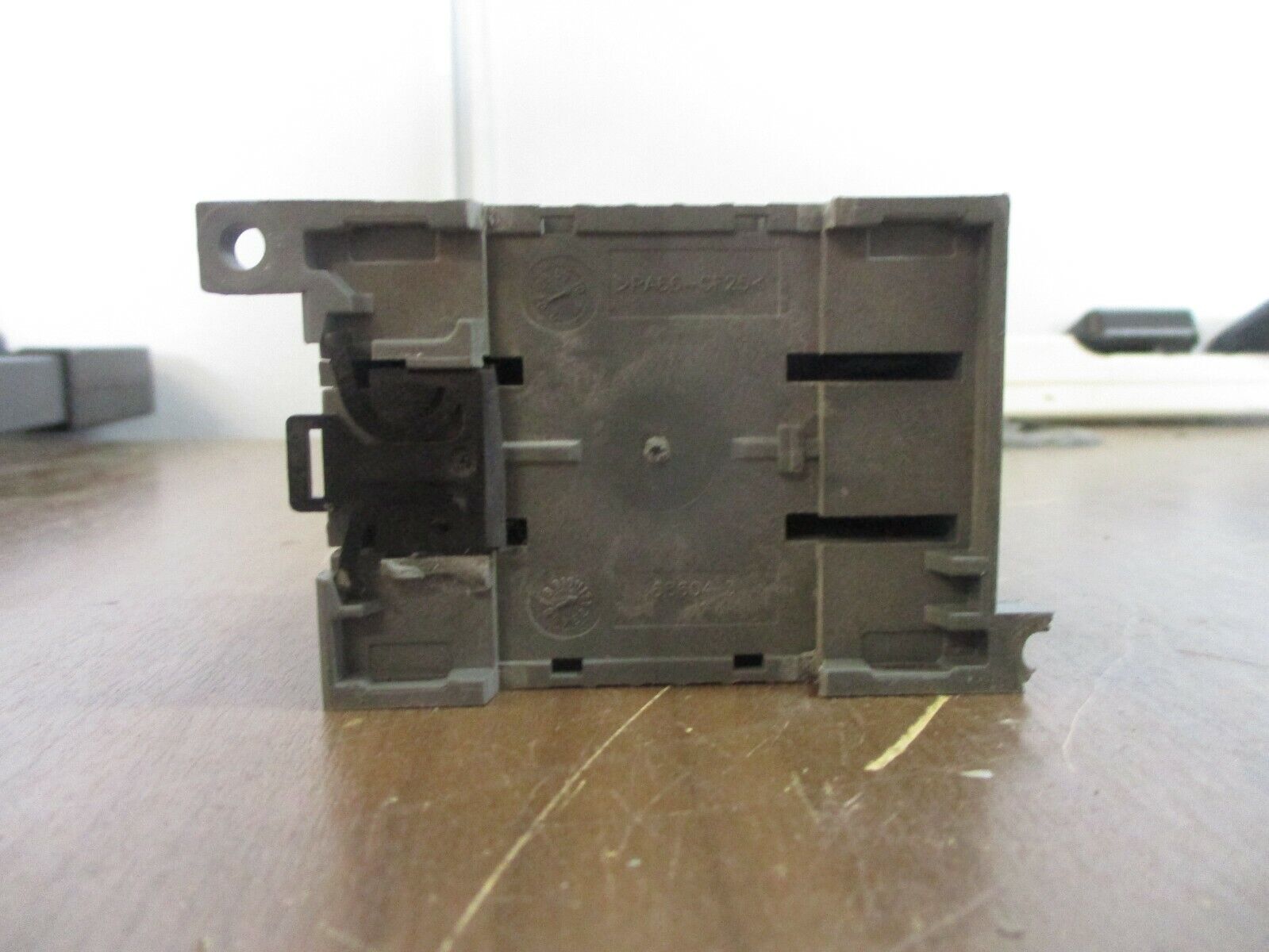 ABB Disconnect Switch OT63F3 60A 600V *No Handle* *(1) Broken Mounting Foot*