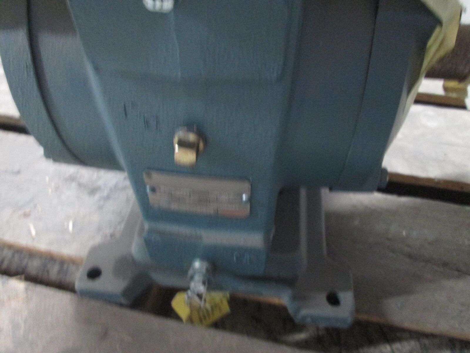 Dodge Gear 140CM21B50 Ratio: 50 1750RPM 2.7HP Input Used