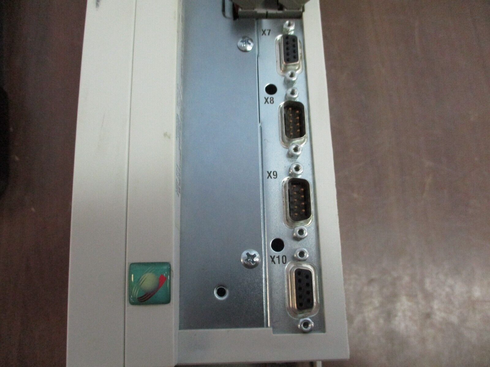 Lenze Servo Controller EVS9323-ES Input: 3Ph 400/480V 3.9A 3.2kVA 50/60Hz Used