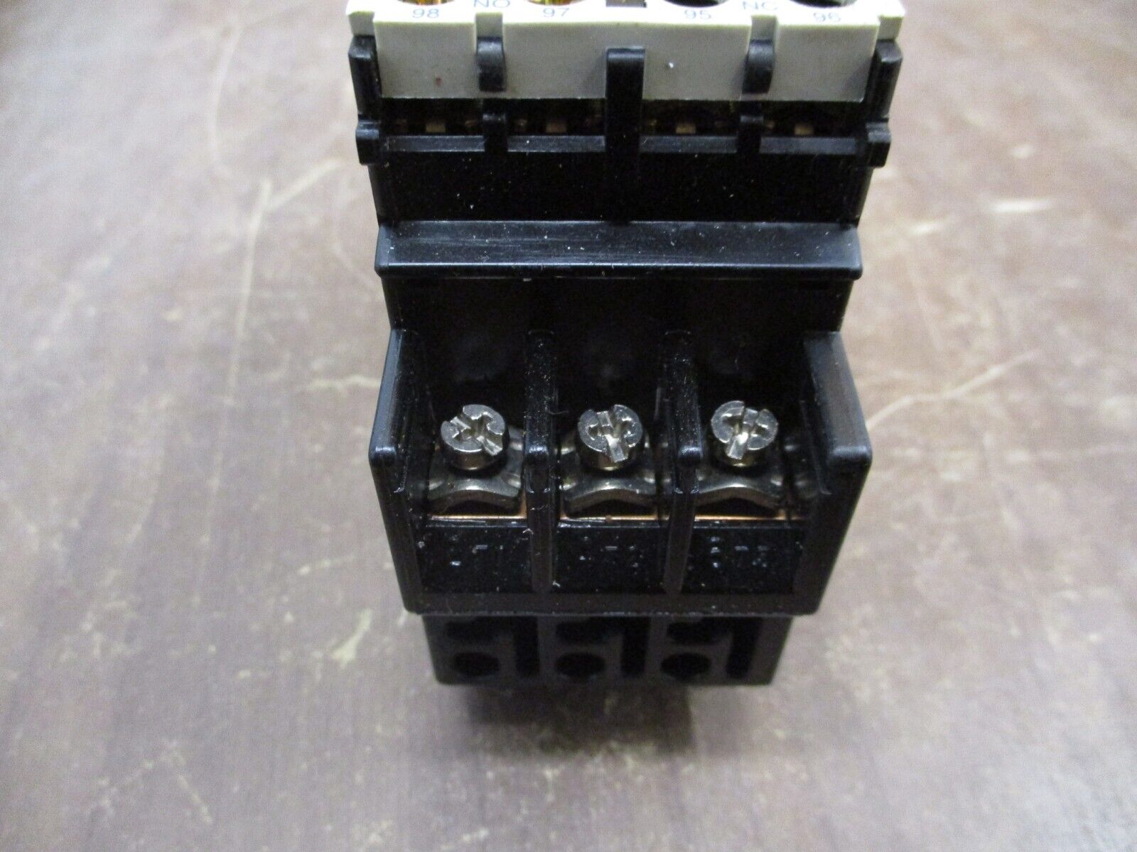 Telemeanique Starter LC1 D12 10 / LR2 D15 120V Coil Trip: 7-10A Used