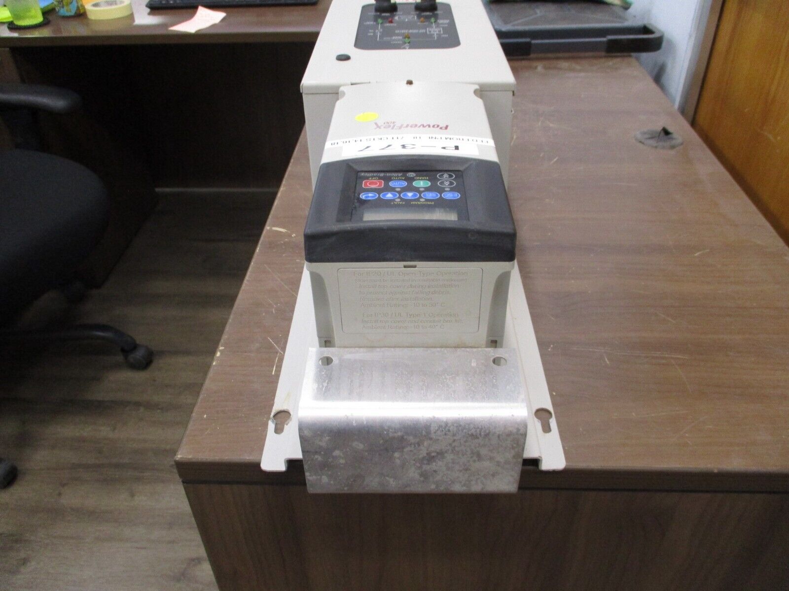 Allen-Bradley PowerFlex 400 AC Drive w/ Bypass 23C-D010A103NNBANN 5HP 3Ph Used