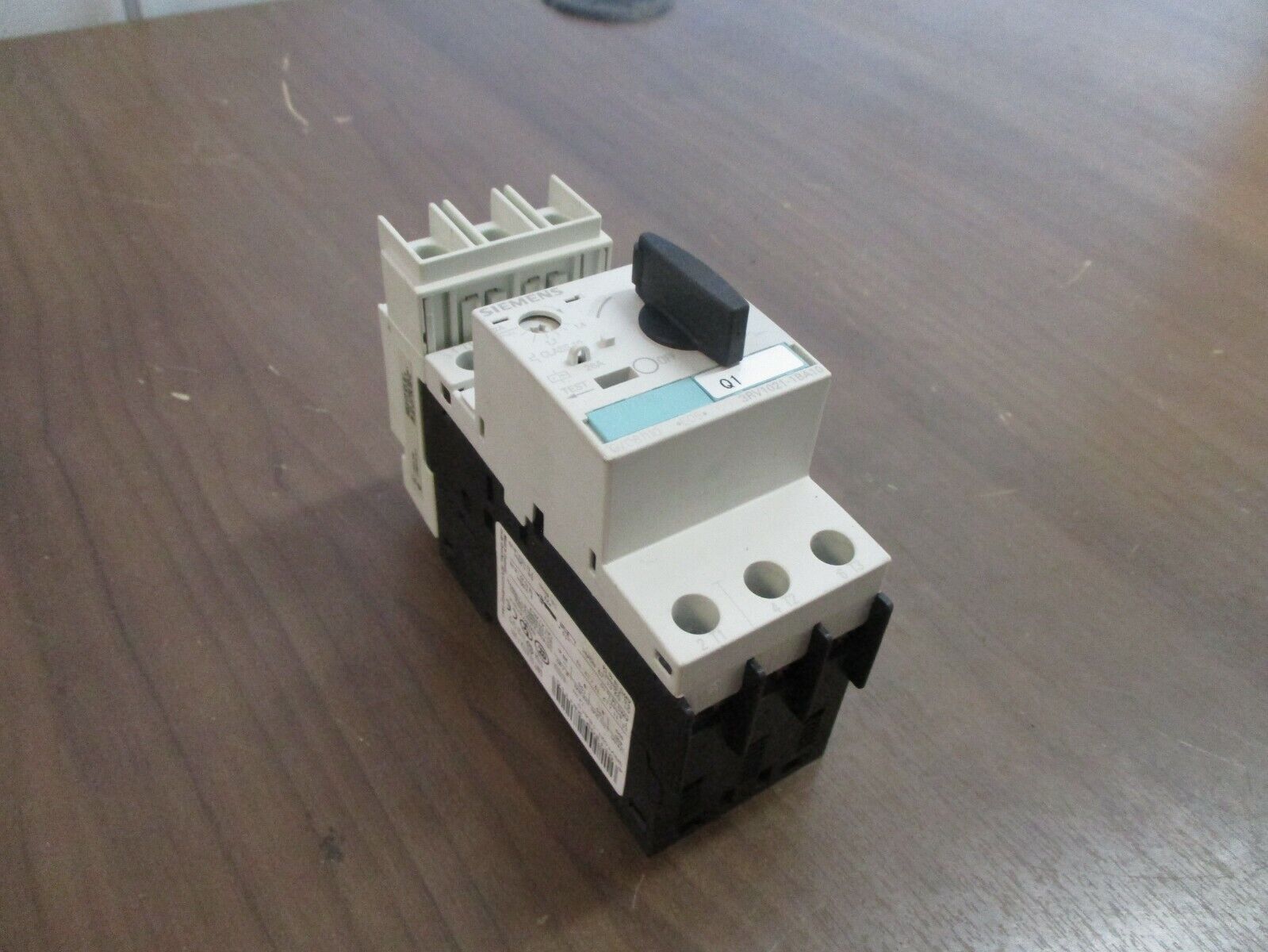 Siemens Sirius Motor Protector 3RV1021-1BA10 Trip: 1.4-2.0A Used