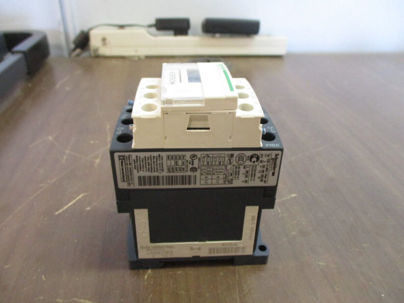 Schneider Electric Contactor LC1D18 BL 24VDC Coil Used