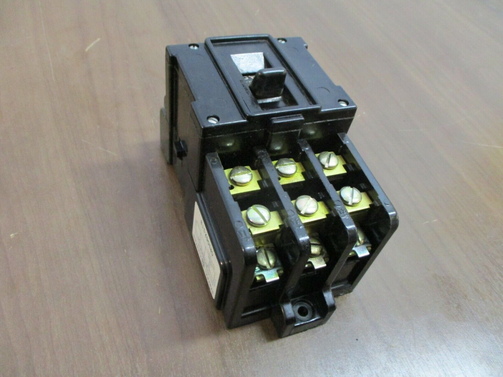 GE Manual Starter CR1062S1B 600V 10HP Used