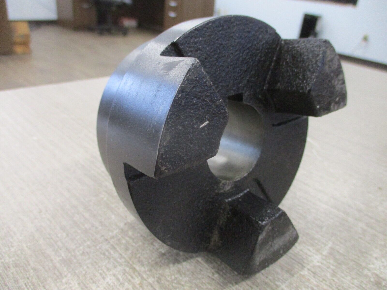 TB Wood's L-Jaw Hub L190 1 1/2 Used