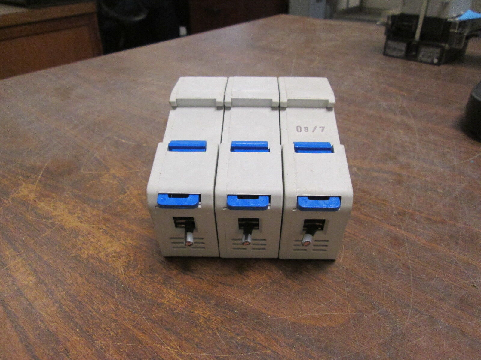 Littlefuse POWR-Safe Fuse Holder LPSJ30-3ID 30A 600V 3P Used