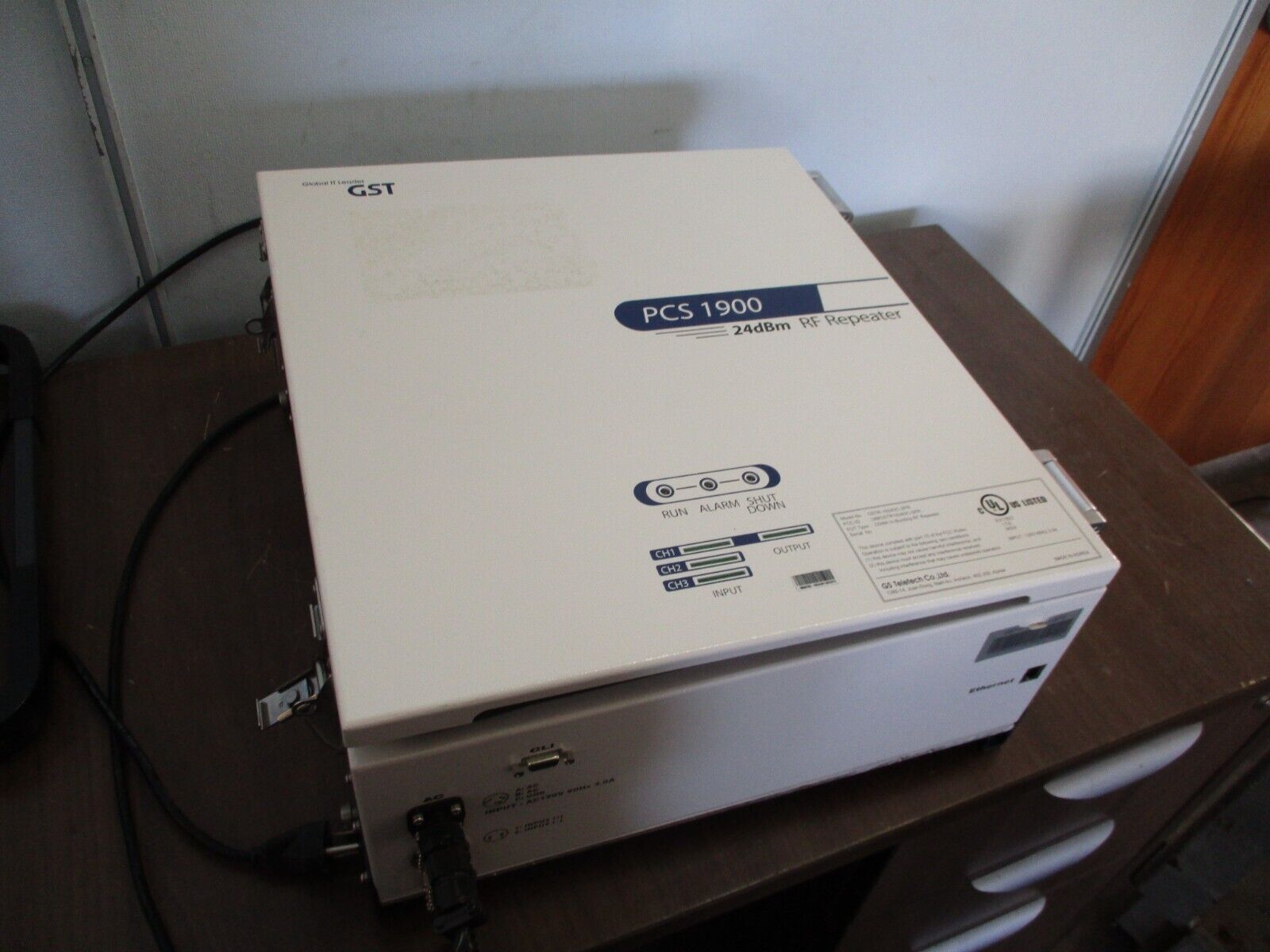 GST 24dBM RF Repeater PCS 1900 Used