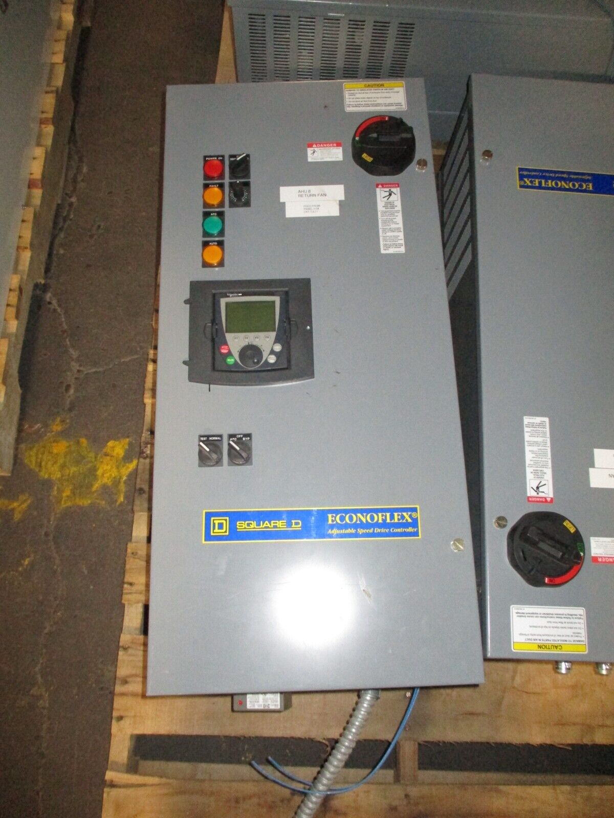 Square D Econoflex Altivar AC Drive w/ Bypass 8839 58EGG4VY Ser. A 7.5HP 3Ph