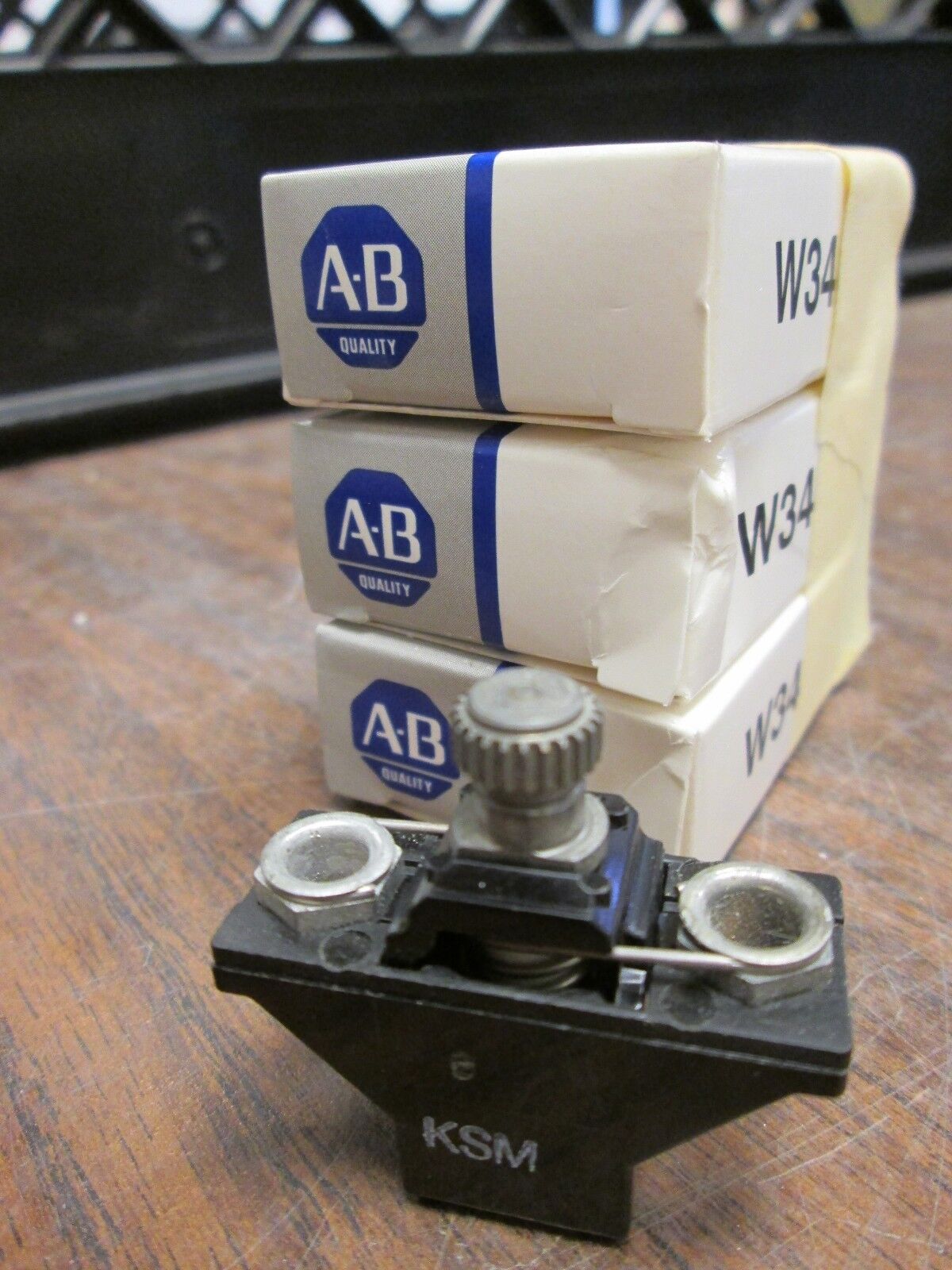 Allen-Bradley Thermal Unit W34 Lot of 3 New Surplus