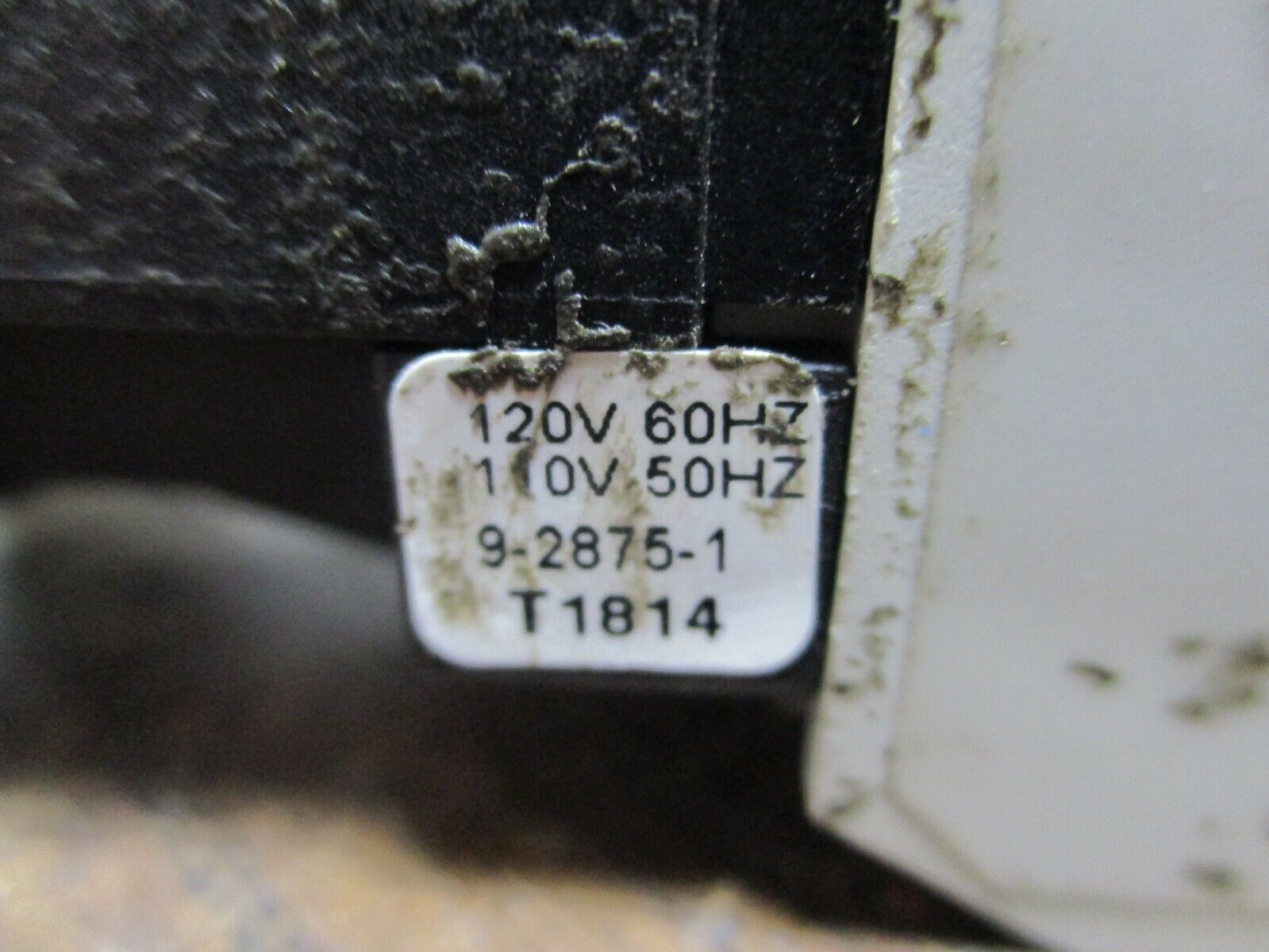 Eaton Size 00 Contactor AN16AN0 9A 120V Coil Used