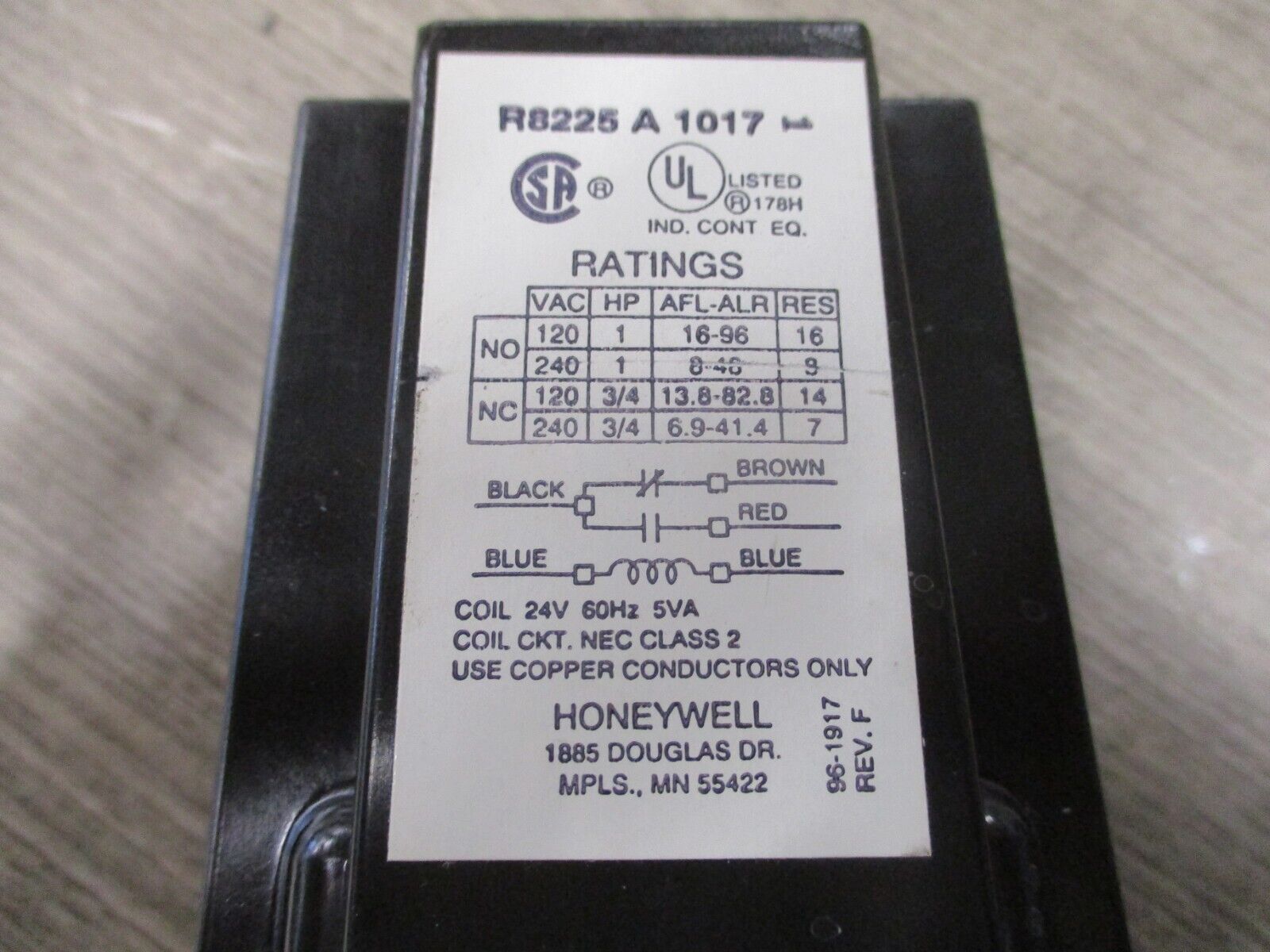 Honeywell Fan Relay R8225 A 1017 24V Coil 120/240V Used