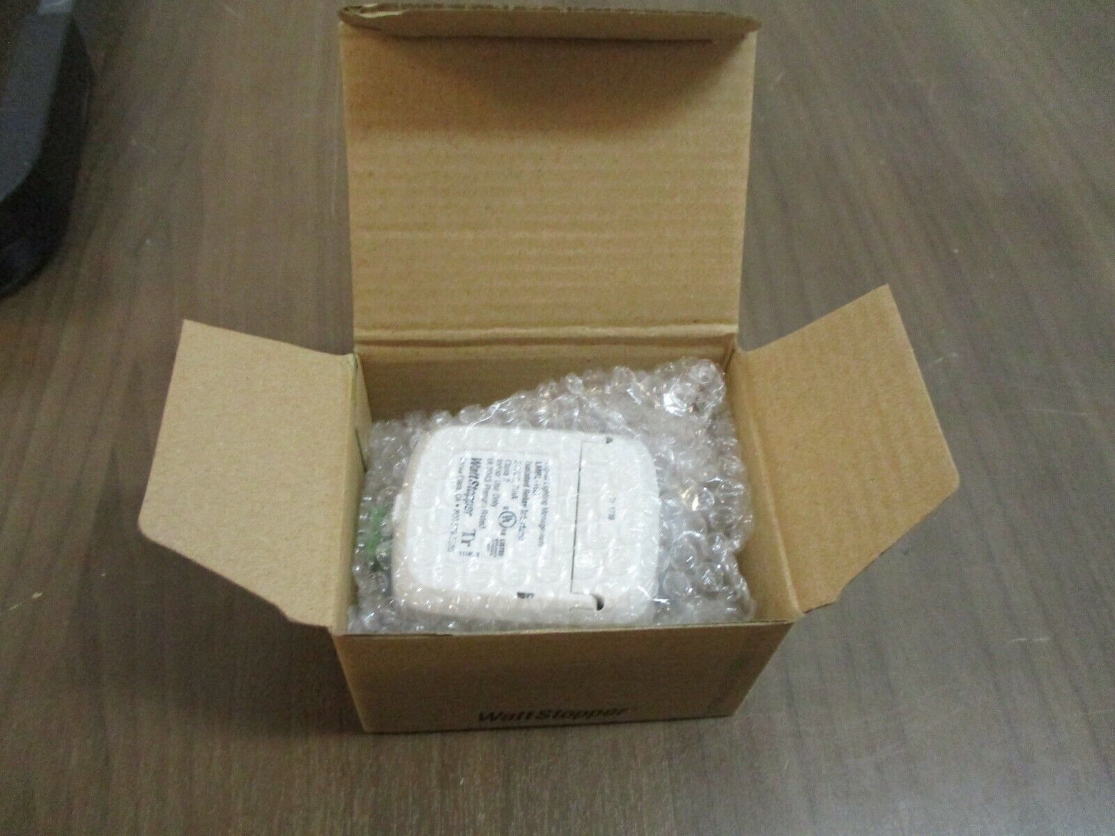 Wattstopper Isolated Relay Interface LMRL-100 24VDC 7mA RJ-45 Connectivity