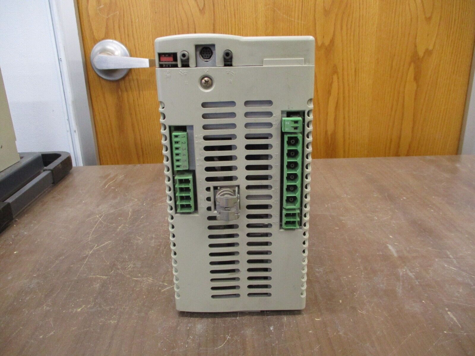 Allen-Bradley Kinetix 6000 Integrated Axis Module 2094-BC01-M01 Ser. A Used