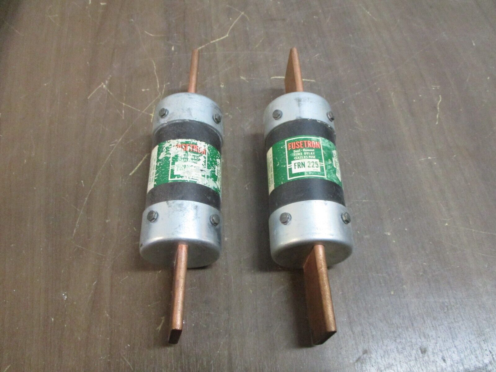 Bussmann Fusetron Fuse FRN225 250V 225A *Lot of 2* Used