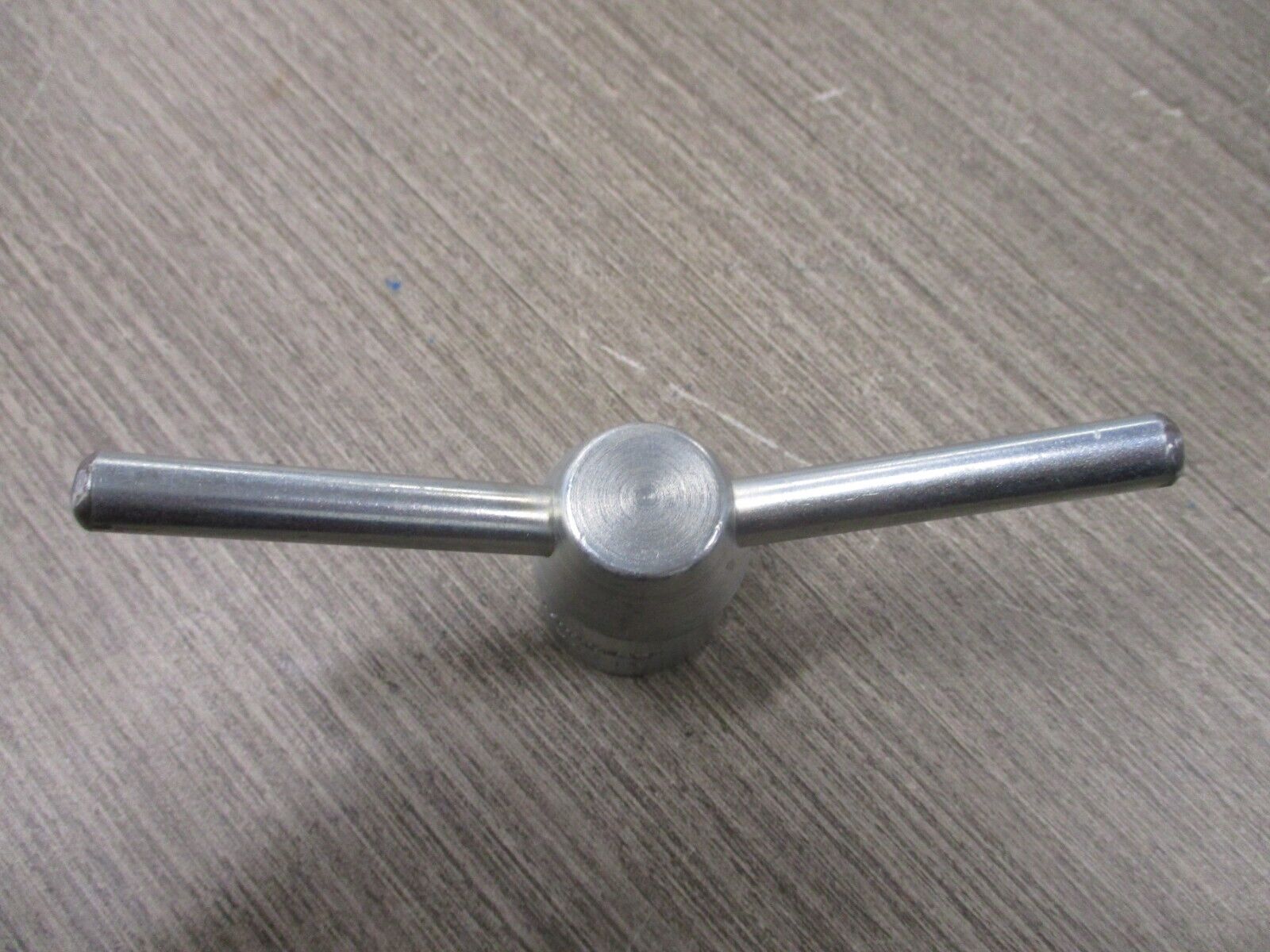 Jergens Double Handle Locking Lever 28913 *No Box* New Surplus