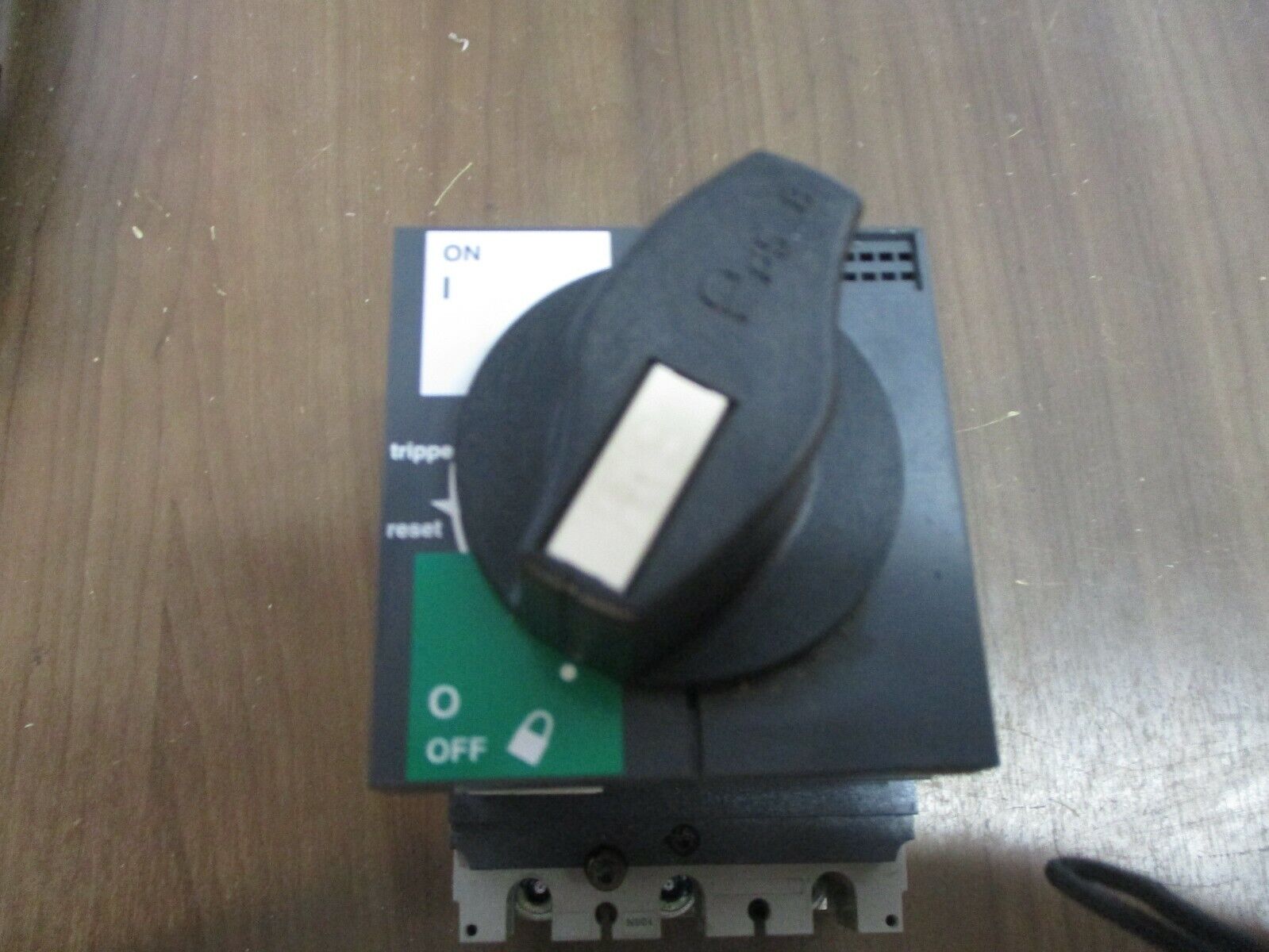 Merlin Gerin Breaker Disconnect NSE100N3100 100A 3P Used