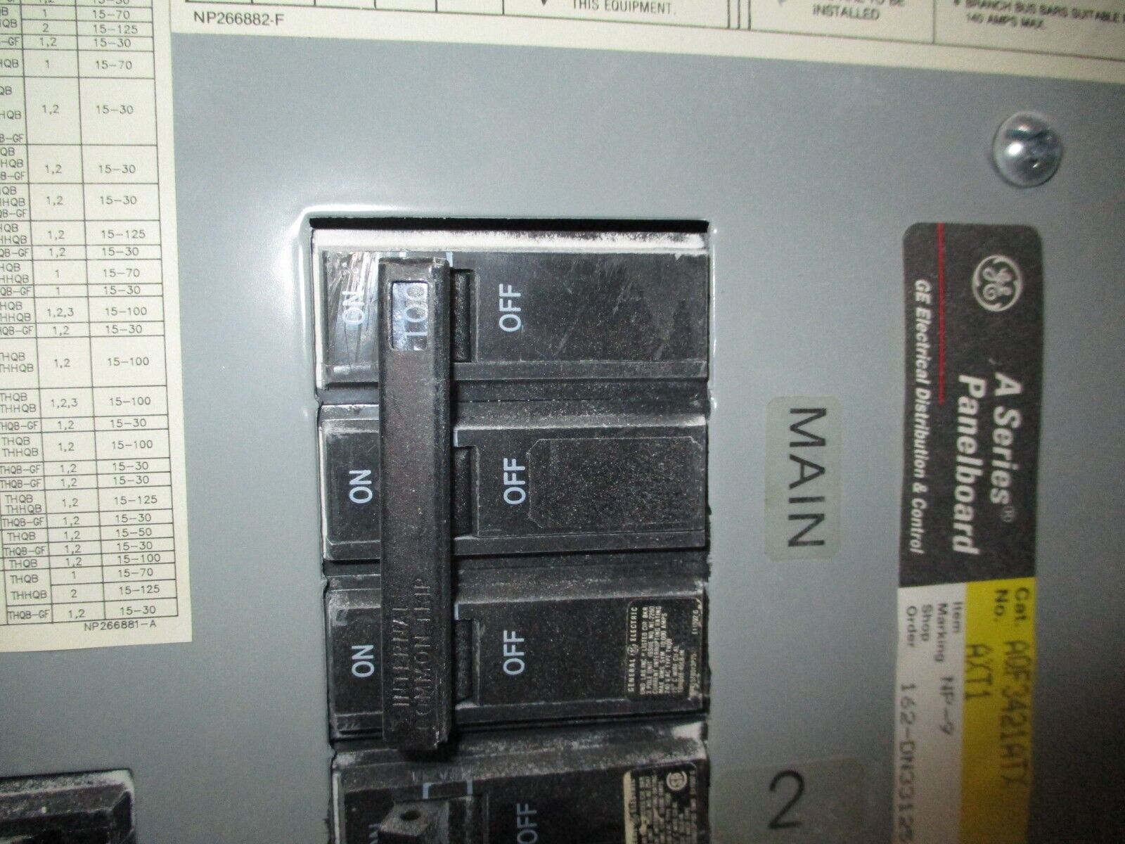 GE Main Breaker Circuit Breaker Panel AQF3421ATX 125A Max, 100A Main 208/120V