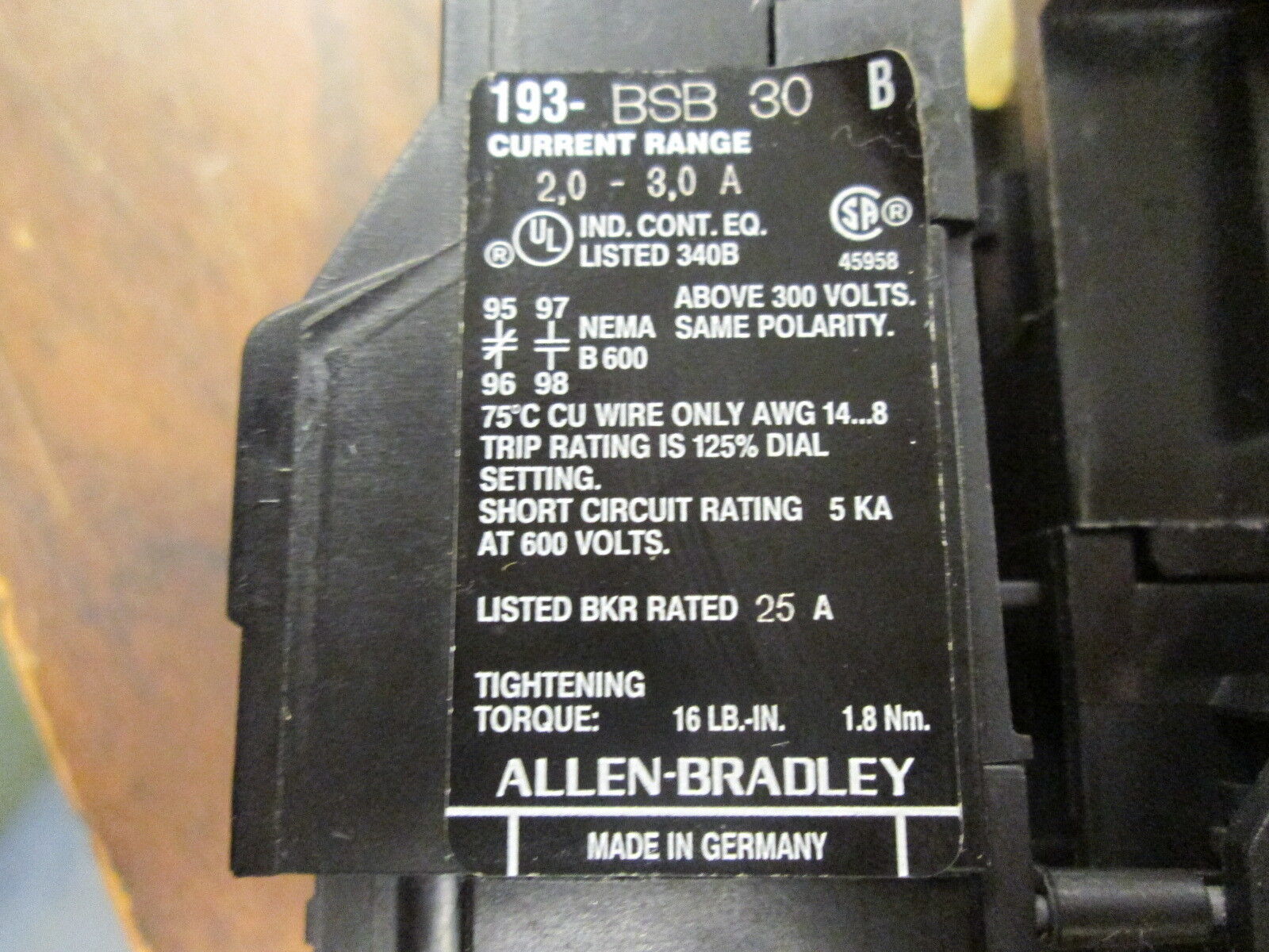 Allen-Bradley Starter 100-A09ND3/193-B5B30 120V Coil 9A 600V Trip: 2-3A Used