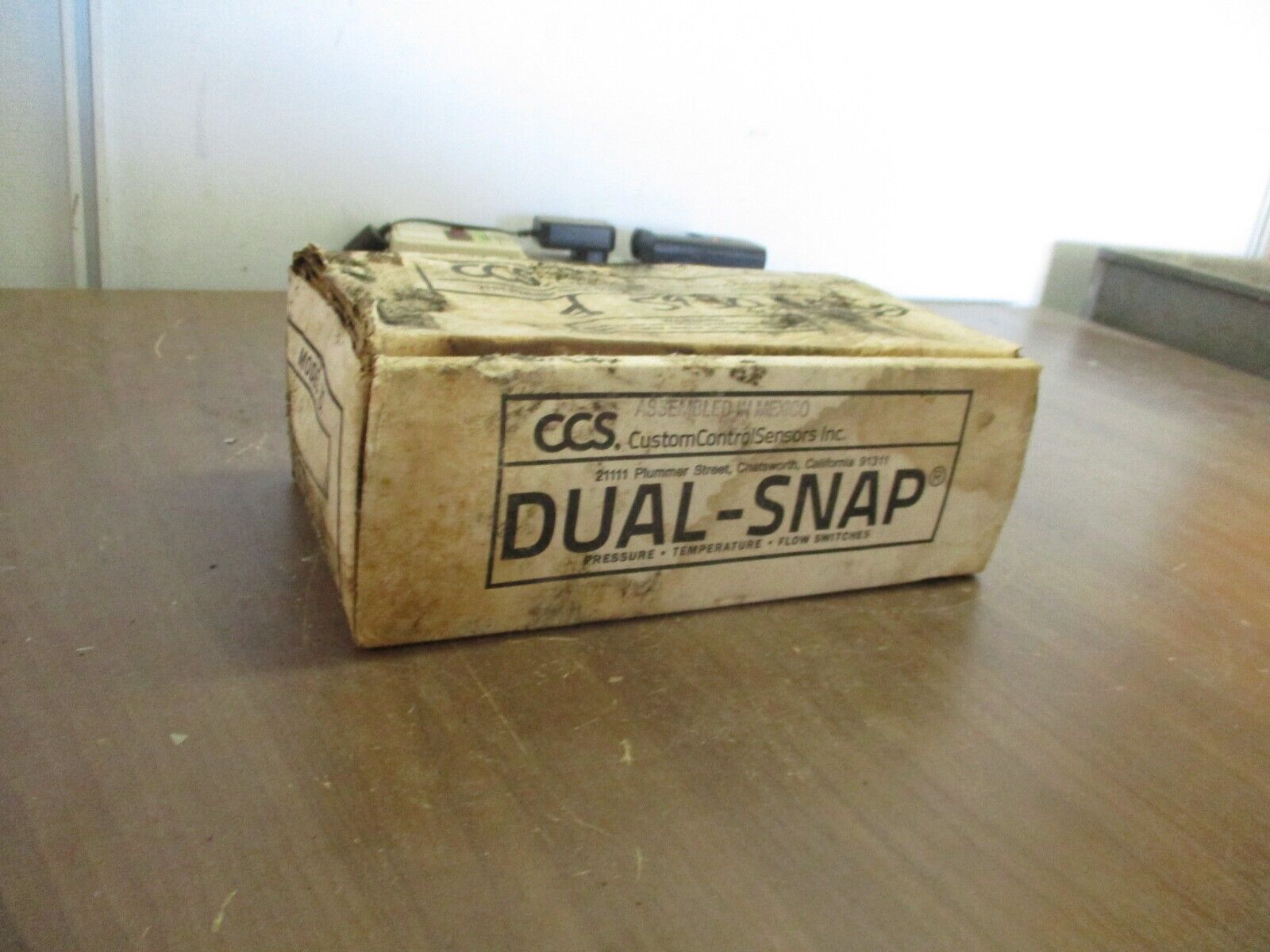 CCS Pressure Switch 604GJ2 Range: 8-75PSIG 15A 125/250/480VAC 0.4A 125VDC