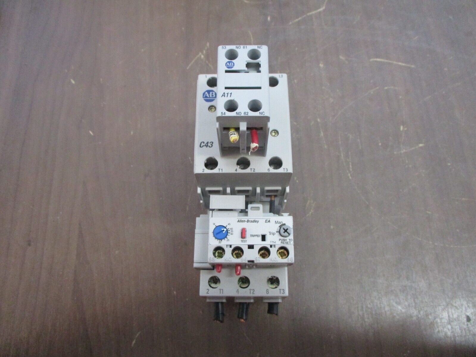 Allen-Bradley Starter 100-C43*00/193-EA2JD 120V Coil Trip: 14-45A Used