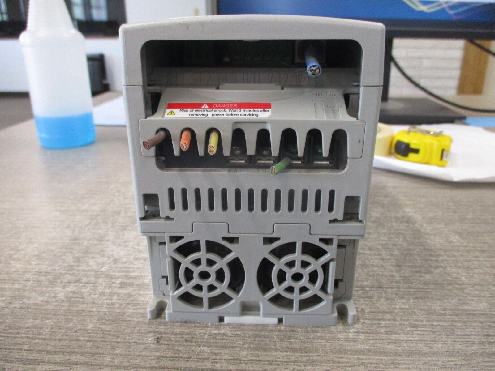 Allen-Bradley PowerFlex 4 AC Drive 22A-D8P7N104 5HP 3Ph