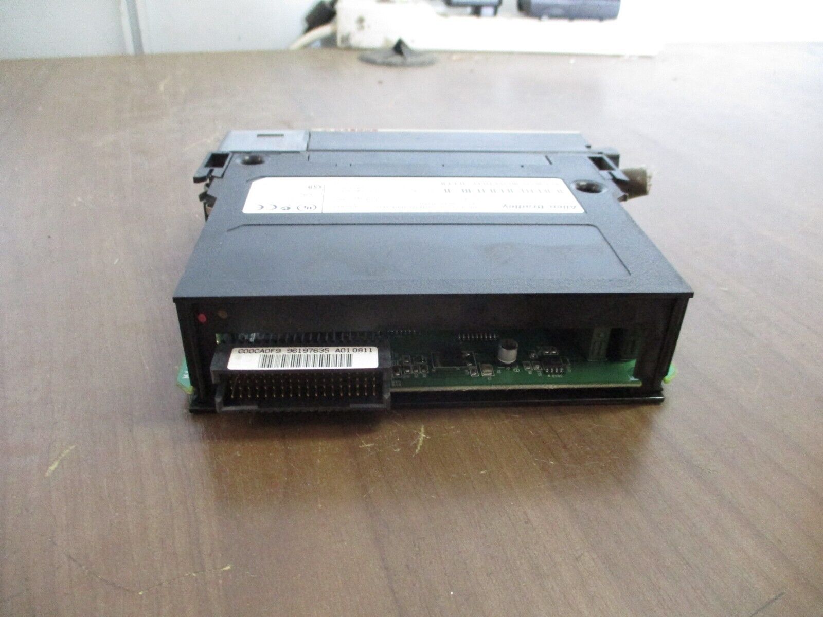 Allen-Bradley Relay Isolated Output Module 1756-OW16I Ser. A 16PT N.O.