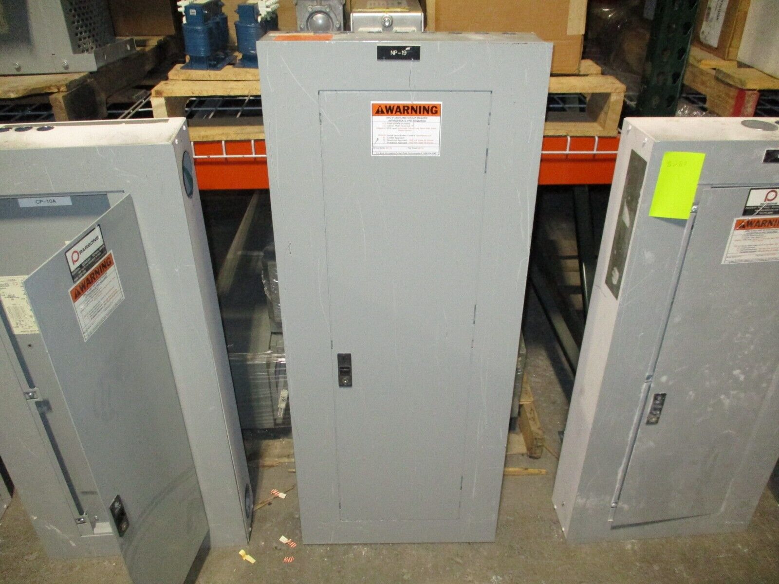 GE Main Lug Breaker Panel AQU3422RCX 225A Max 208/120V 3Ph 4W 42-Slot Used