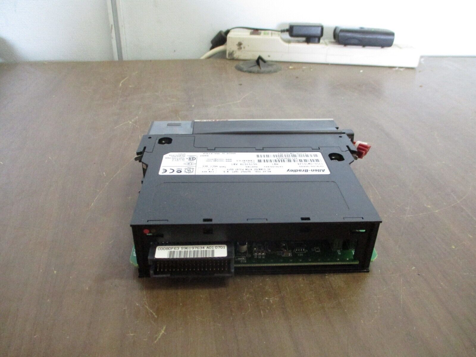Allen-Bradley Relay Isolated Output Module 1756-OW16I Ser. A Rev. M01 16PT N.O.