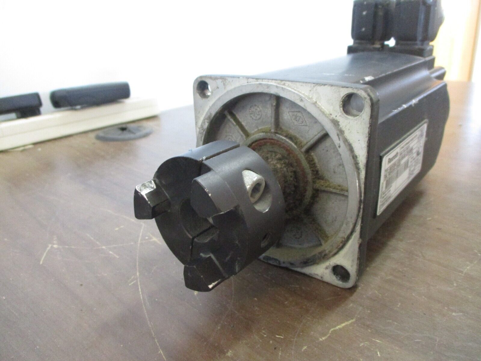 Rexroth Servo Motor MSK050C-0300-NN-M1-UP0-NNNN 3.1A 600V 1.77 Nm/A Used