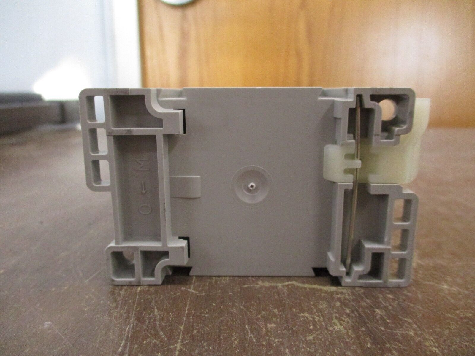 Allen-Bradley Contactor 100-C23EJ10 Ser. C 24VDC Coil *Chipped* New Surplus