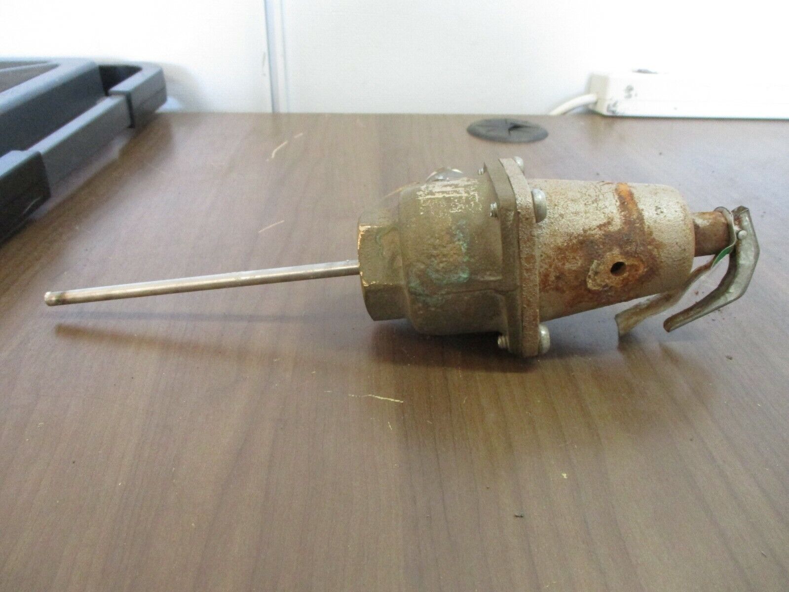 Watts Relief Valve M12 Size: 1in Used