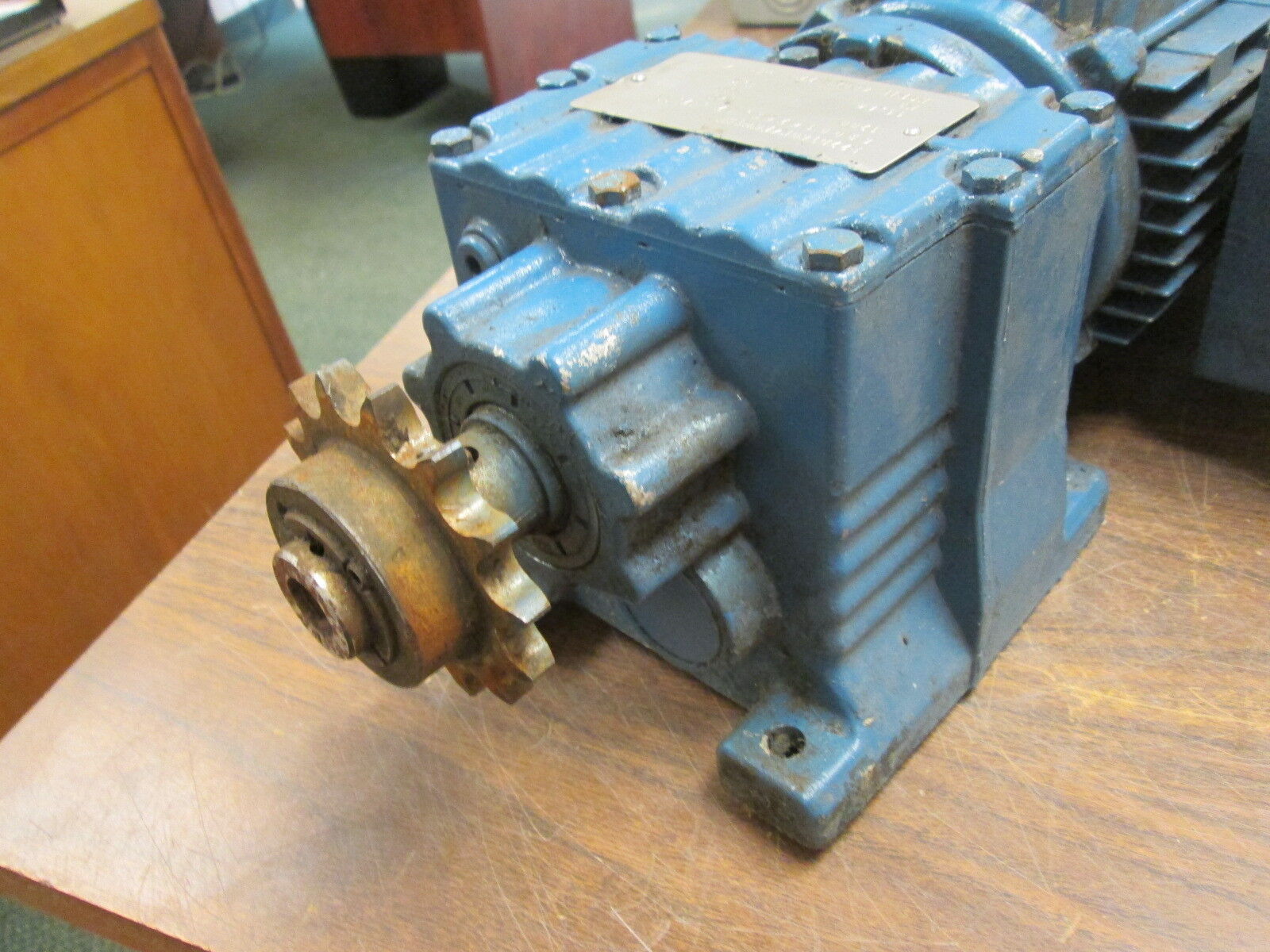 SEW Gearmotor DFT80K4BMG1HR .75HP 1800RPM ENCL:TEFC 230YY/460V 2.90/1.45A Used