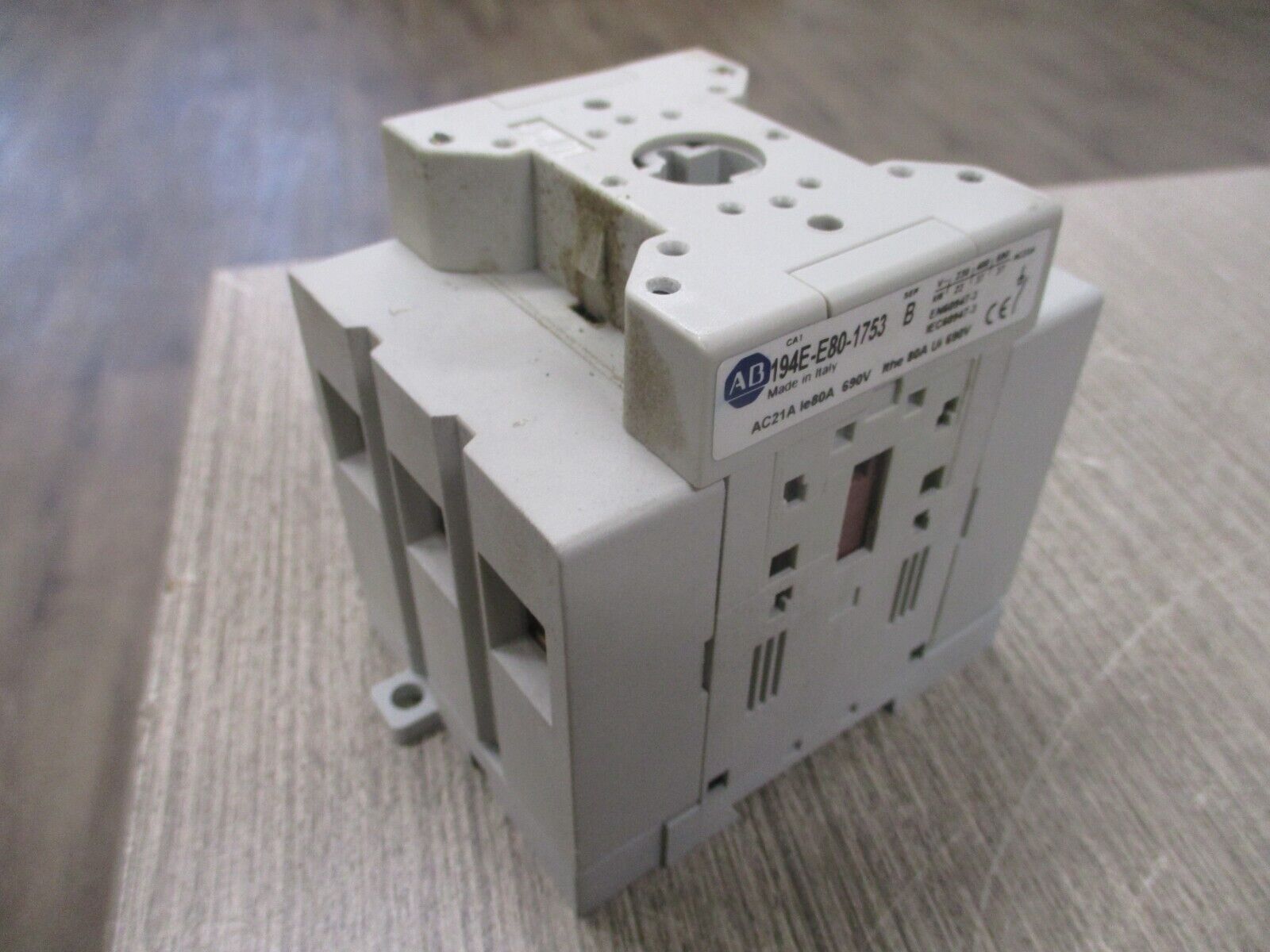 Allen-Bradley Disconnect Switch 194E-E80-1753 Ser. B 80A 600V *Now Handle* Used