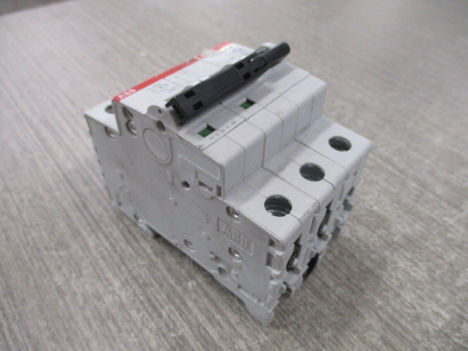 ABB Circuit Breaker S 202 C 63 63A 400V 3P Used