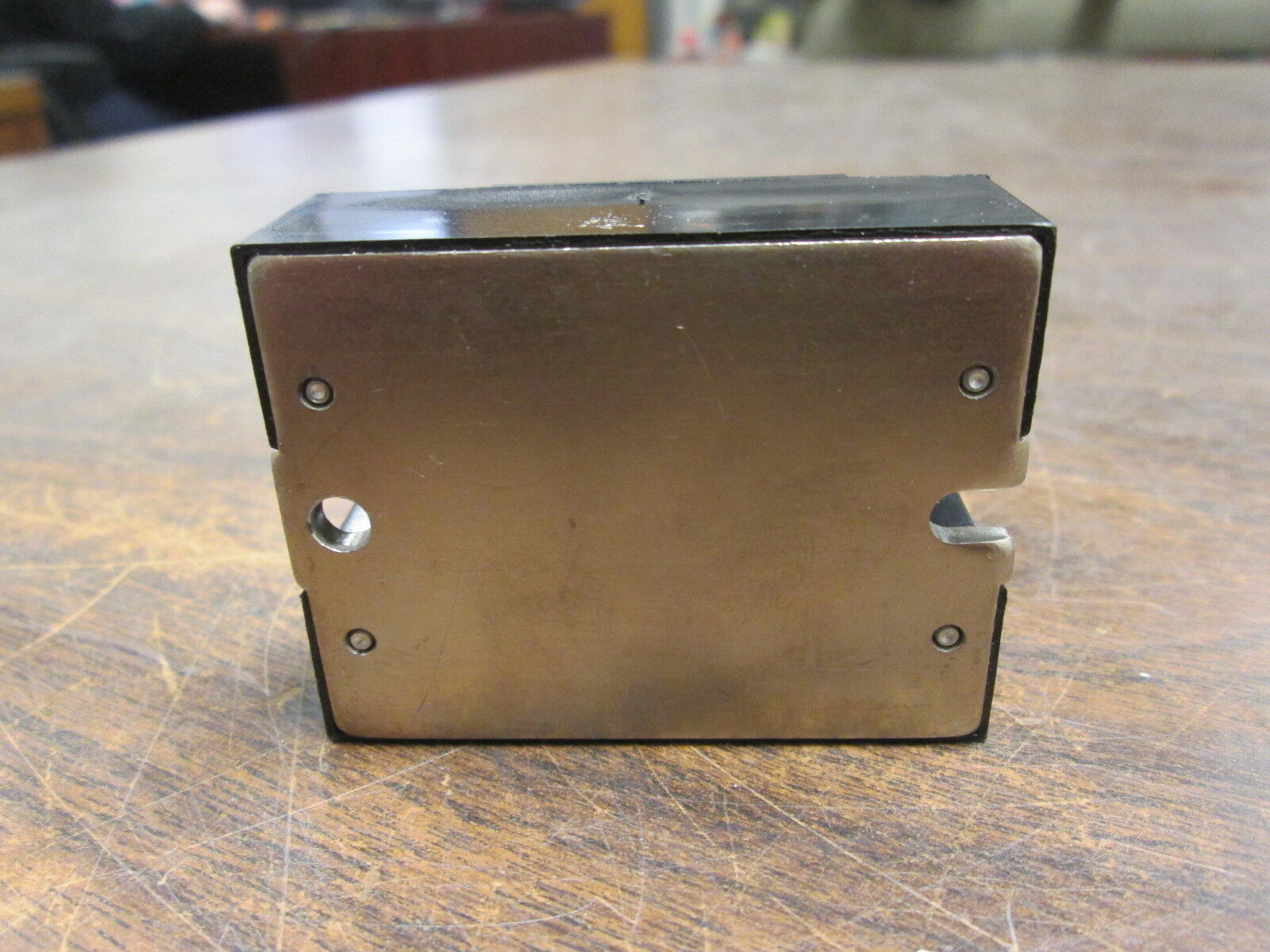 Crydom Solid State Relay H12WD4850 Input: 4-32VDC Output: 480VAC 50A New Surplus