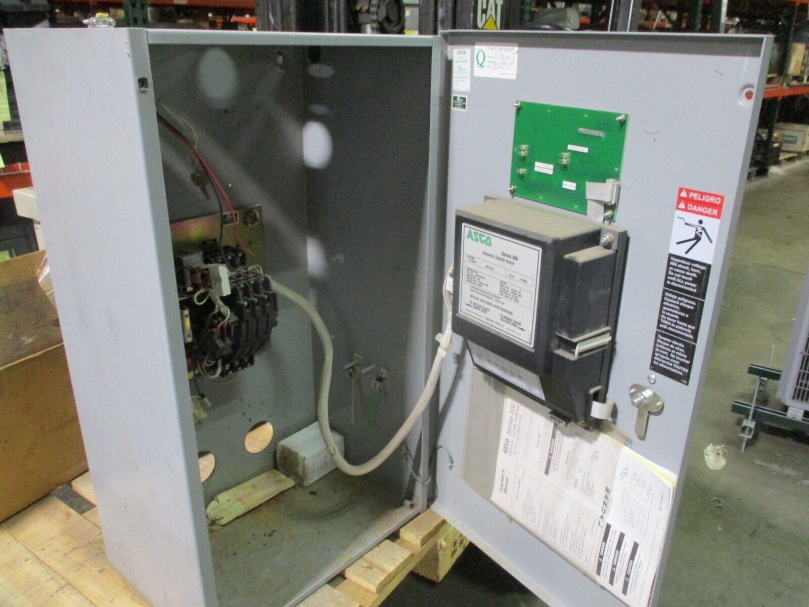 Asco Series 300 Automatic Transfer Switch A300310491XC 104A 480V 60Hz 3Ph Used