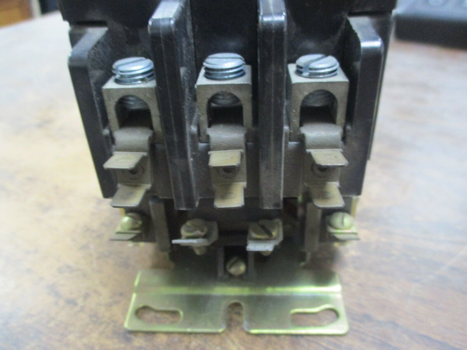 Furnas Contactor 42EE35AFGE154 110/120V Coil 60A 600V Used