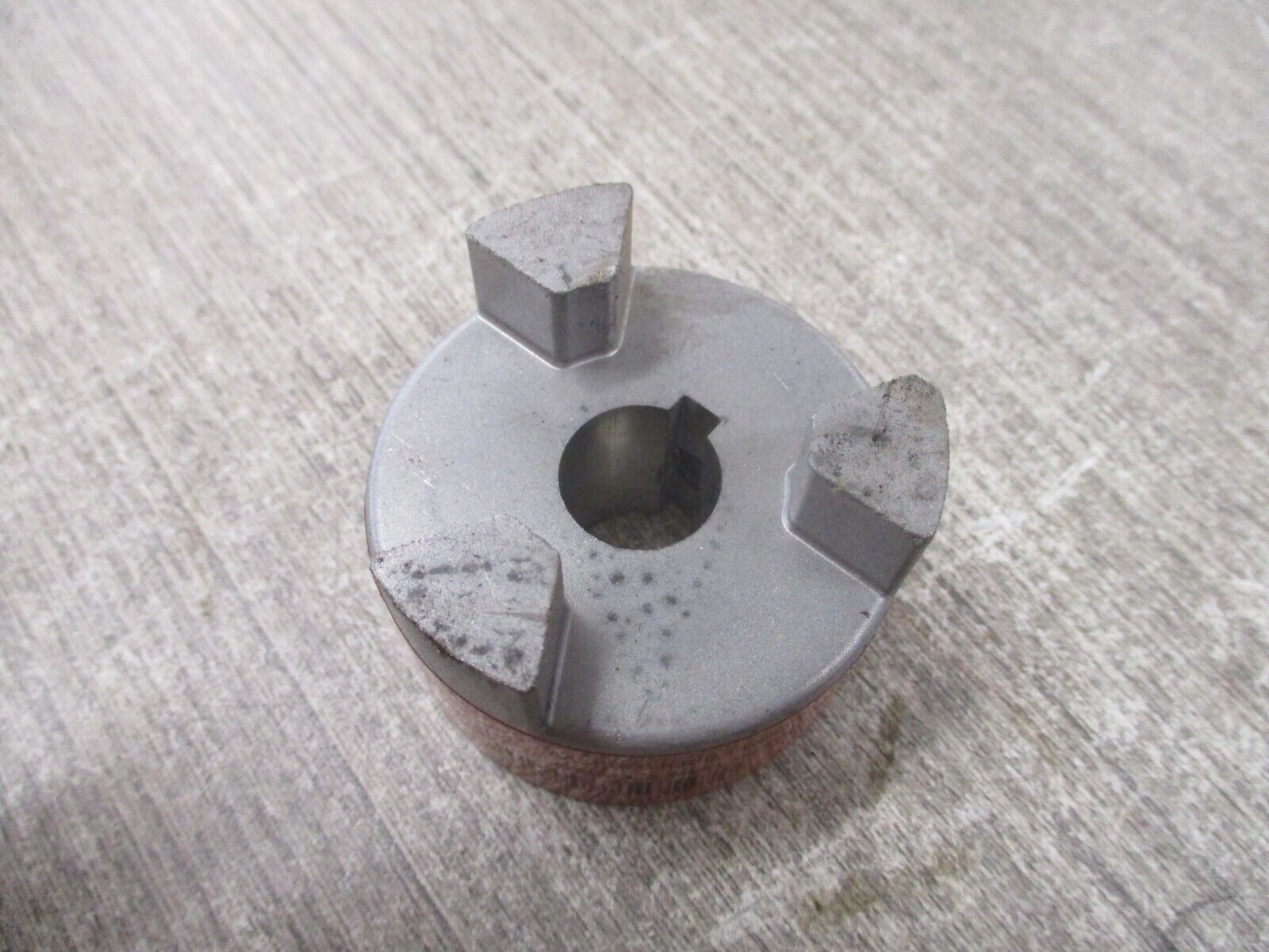 Lovejoy Jaw Coupling L-095-.625 *Lot of 2* Used
