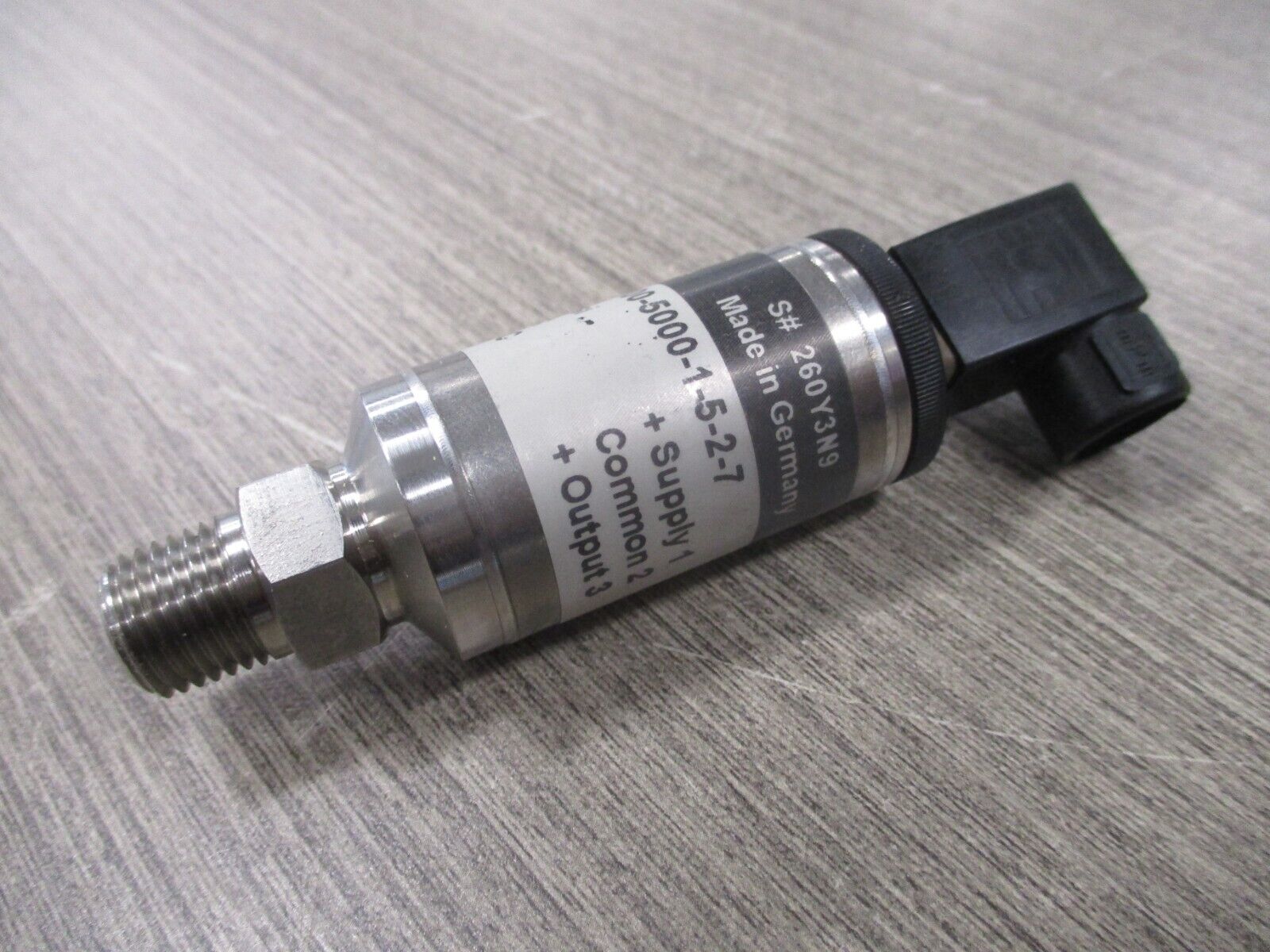 Noshok Pressure Transmitter 200-5000-1-5-2-7 0-5000PSI 0-10VDC Output
